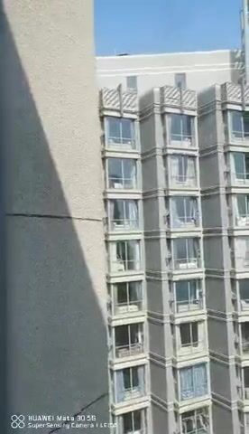 發現對面家女生在自慰 偷拍
